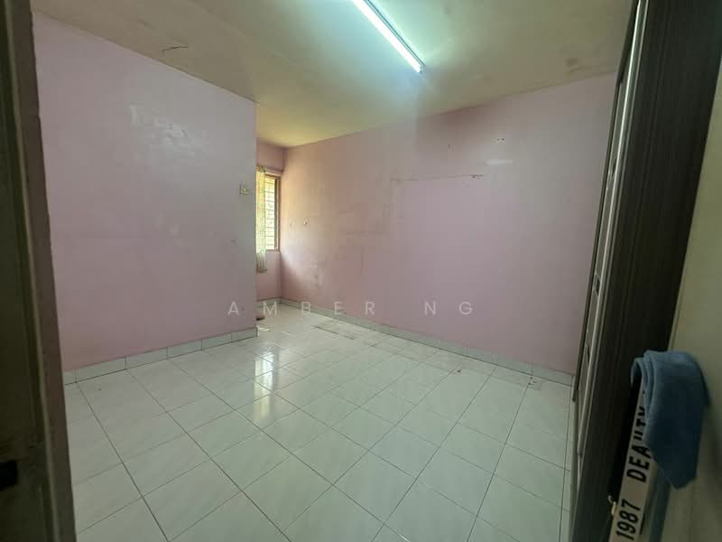 Flat for Sale at Seksyen 2 Wangsa Maju Flat - Amber Ng - Interior - PropertyGuru.com.my