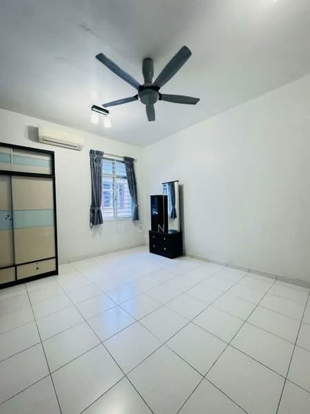 2-storey Terraced House for Sale in Taman Setia Indah (Tebrau) - Sharon Ong - Bedroom - PropertyGuru.com.my