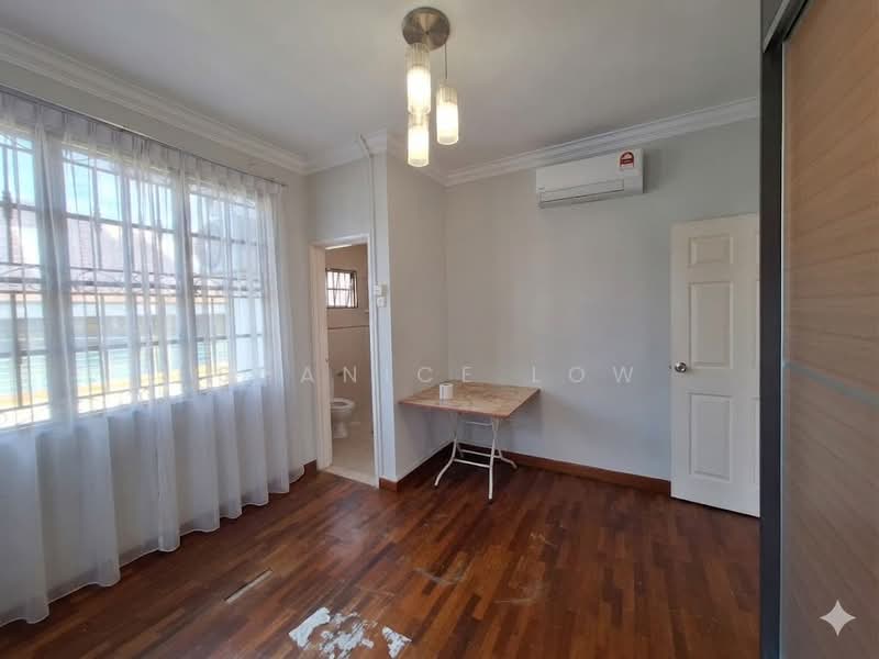 Rumah Teres 2-Tingkat untuk Dijual di Bandar Puteri Puchong (Puchong) - Shanice Low - Bedroom - PropertyGuru.com.my