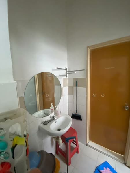 Rumah Teres 2 Tingkat untuk Dijual di Taman Mutiara Indah (Puchong) - Jayden Heng - Bathroom - PropertyGuru.com.my