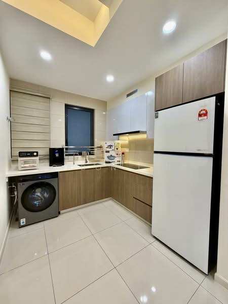 Servis Apartment untuk Disewa di Sunway Velocity TWO - Gordon Tong - Kitchen - PropertyGuru.com.my