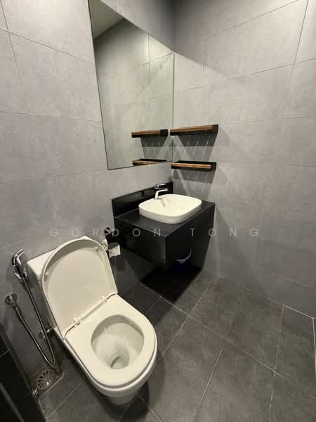 Servis Apartment untuk Disewa di Sunway Velocity TWO - Gordon Tong - Bathroom - PropertyGuru.com.my
