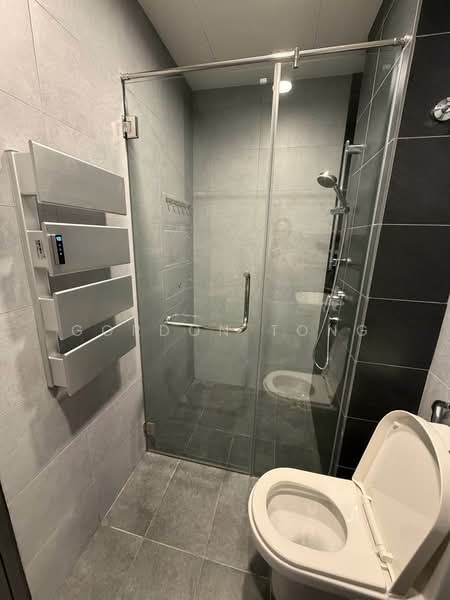 Servis Apartment untuk Disewa di Sunway Velocity TWO - Gordon Tong - Bathroom - PropertyGuru.com.my
