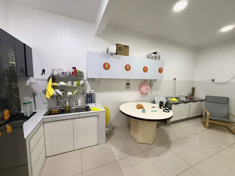 Rumah Teres 2 Tingkat untuk Dijual di Bandar Tiram (Ulu Tiram) - Karl Lim - Kitchen - PropertyGuru.com.my