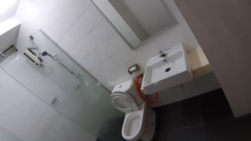 Service Residence for Rent at One Stop @ Fraser Business Park - Sam Yap - Bathroom - PropertyGuru.com.my