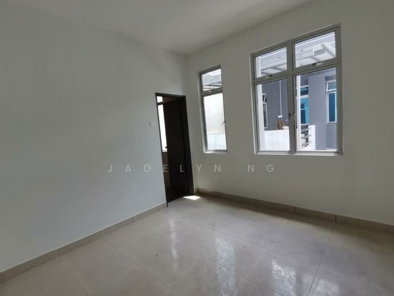 Rumah Kluster untuk Dijual di Kulai (Johor) - Jadelyn Ng - PropertyGuru.com.my