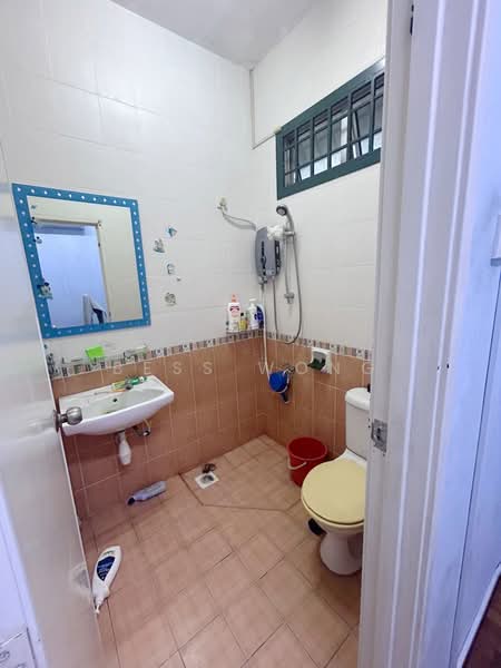 2.5-storey Terraced House for Sale in Taman Gaya (Ulu Tiram) - Bess Wong - PropertyGuru.com.my