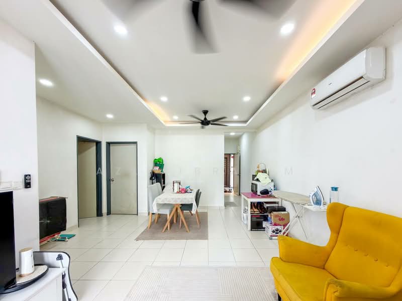 Pangsapuri untuk Dijual di Residensi Pandanmas - Azli Ibrahim - Living Room - PropertyGuru.com.my
