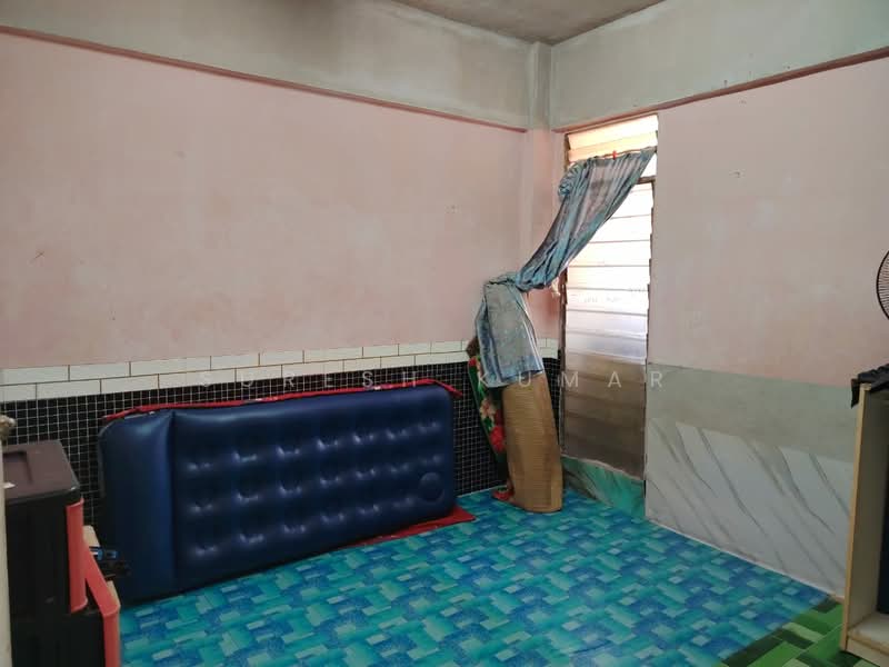 Flat for Sale at Desa Mentari Flat (Block 6) - Suresh Kumar - Interior - PropertyGuru.com.my