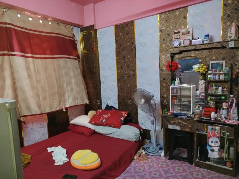 Flat for Sale at Desa Mentari Flat (Block 6) - Suresh Kumar - Bedroom - PropertyGuru.com.my