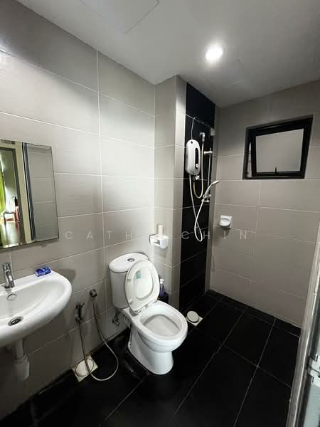 Servis Apartment untuk Disewa di Amaya Maluri - Cathy Chin - Bathroom - PropertyGuru.com.my