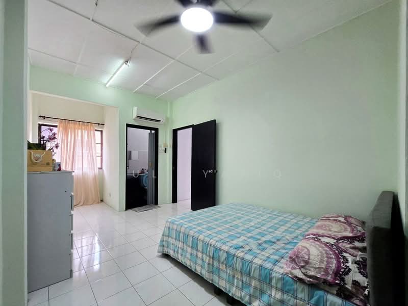 Kondominium untuk Dijual di Villa OUG - Zul Syafiq - Bedroom - PropertyGuru.com.my