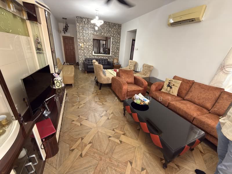Condominium for Rent at Royal Domain Sri Putramas 2 - Najib Ayoubi - Living Room - PropertyGuru.com.my