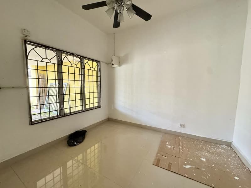 2-storey Terraced House for Sale in Bandar Tasik Puteri (Rawang) - Azli Ibrahim - Interior - PropertyGuru.com.my