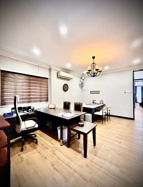 Rumah Berkembar untuk Dijual di Tanjung Bungah (Penang) - KK Kwok - Study - PropertyGuru.com.my