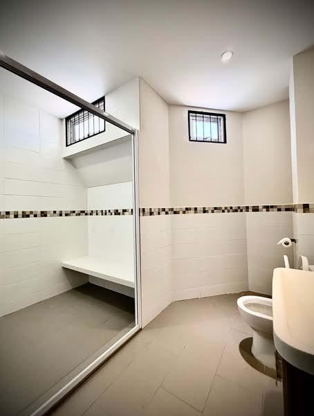 Rumah Berkembar untuk Dijual di Tanjung Bungah (Penang) - KK Kwok - Bathroom - PropertyGuru.com.my