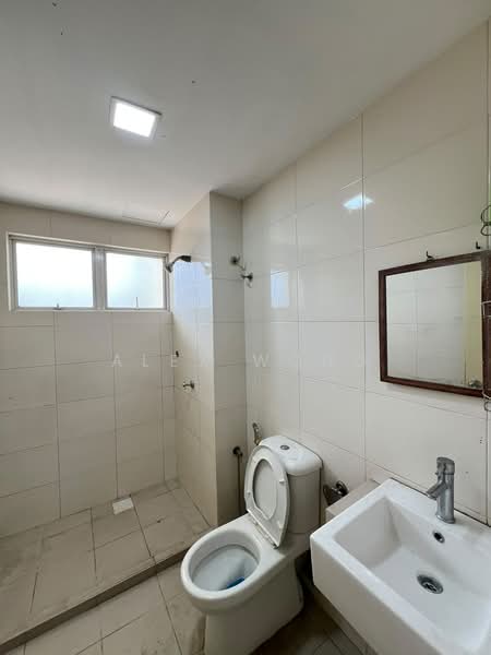 Rumah Teres 3 Tingkat untuk Dijual di Mont Kiara (Kuala Lumpur) - Alex Wong - Bathroom - PropertyGuru.com.my