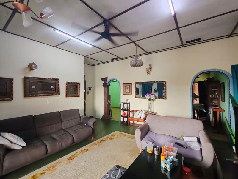 Bungalow for Sale in Kampung Melayu Majidee (Johor Bahru) - Mohamad Rahfi - Living Room - PropertyGuru.com.my