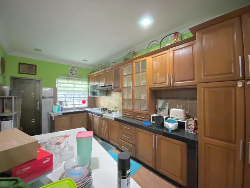 2-storey Terraced House for Sale in Bandar Tasik Puteri (Rawang) - Azli Ibrahim - Kitchen - PropertyGuru.com.my