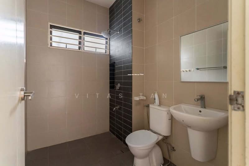 Rumah Teres 2 Tingkat untuk Disewa di Bandar Bukit Raja (Klang) - Vitas Tan - Bathroom - PropertyGuru.com.my