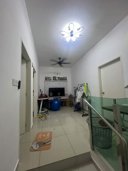 Rumah Teres 2 Tingkat untuk Dijual di Taman Tiara Sendayan (Bandar Sri Sendayan) - Abby Tan - Living Room - PropertyGuru.com.my