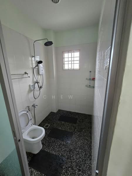 Rumah Teres 2 Tingkat untuk Dijual di Ukay Perdana (Ulu Kelang) - Chew . - Bathroom - PropertyGuru.com.my