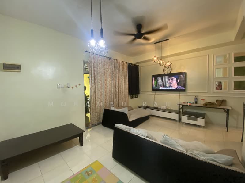 2-storey Terraced House for Sale in Taman JP Perdana (Johor Bahru) - Mohamad Rahfi - Living Room - PropertyGuru.com.my