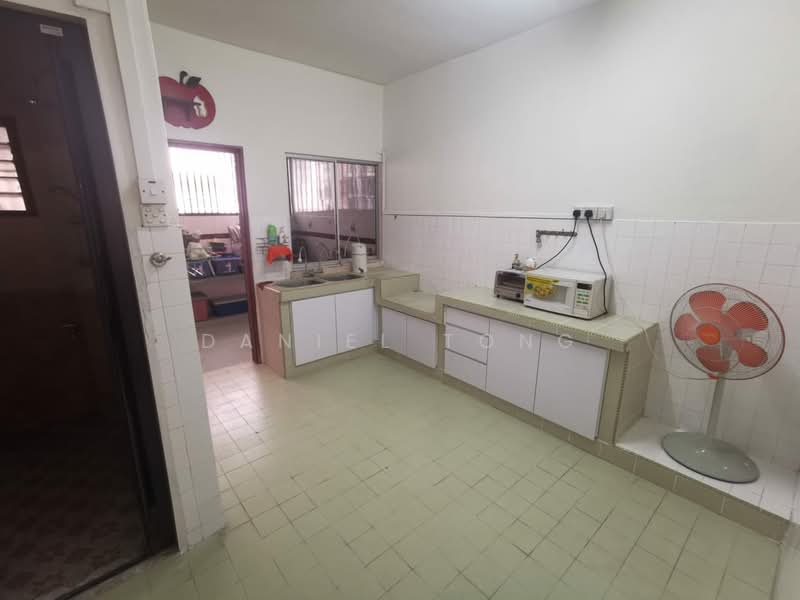 Rumah Teres 2 Tingkat untuk Dijual di Cheras (Kuala Lumpur) - Daniel Tong - Kitchen - PropertyGuru.com.my