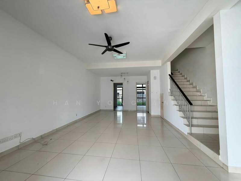 2-storey Terraced House for Sale in Taman Ekoflora (Johor Bahru) - Han Yong Ang - Living Room - PropertyGuru.com.my
