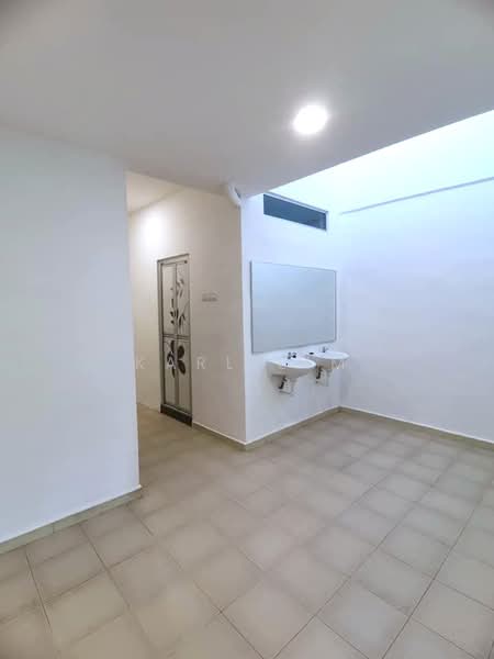 1-storey Terraced House for Sale in Taman Ungku Tun Aminah (Skudai) - Karl Lim - Interior - PropertyGuru.com.my