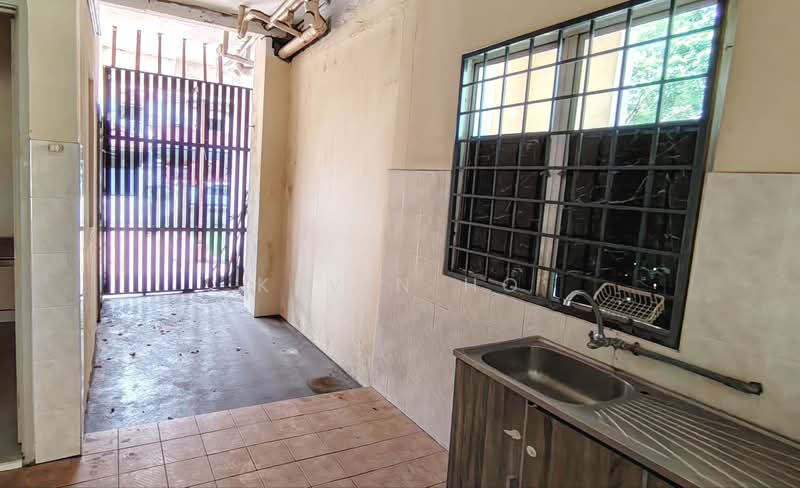 2-storey Terraced House for Sale in Taman Tasik Prima (Puchong) - Kevin Ho - Kitchen - PropertyGuru.com.my