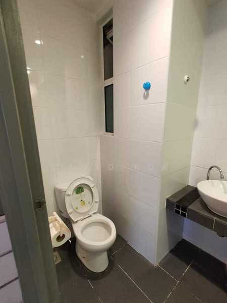 Servis Apartment untuk Dijual di Ritze Perdana 2 - David Kok - Bathroom - PropertyGuru.com.my