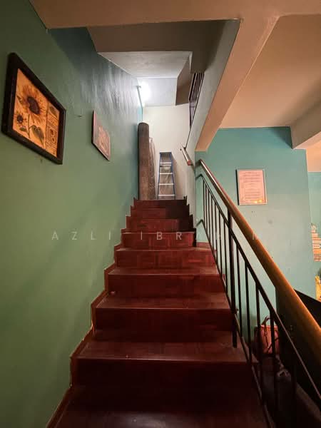 Rumah Teres 2.5 Tingkat untuk Dijual di Taman Equine (Seri Kembangan) - Azli Ibrahim - Interior - PropertyGuru.com.my
