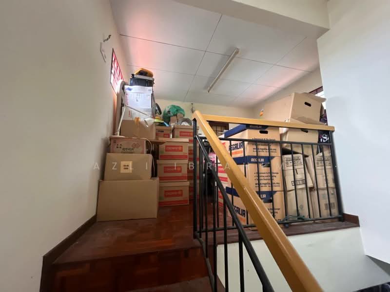 Rumah Teres 2.5 Tingkat untuk Dijual di Taman Equine (Seri Kembangan) - Azli Ibrahim - Interior - PropertyGuru.com.my