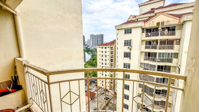 Pangsapuri untuk Dijual di Zamrud Apartment - Izzat Zamros - PropertyGuru.com.my