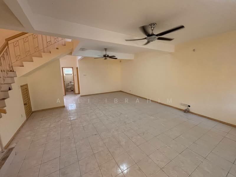 Rumah Teres 2 Tingkat untuk Dijual di Taman Kajang Perdana (Kajang) - Azli Ibrahim - Interior - PropertyGuru.com.my