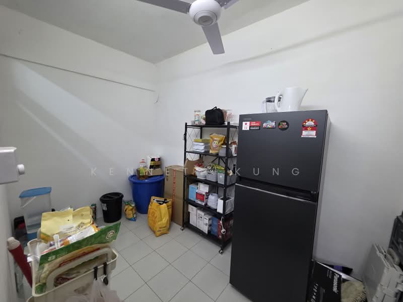 Apartment for Sale at Laguna Indah - Kenneth Kung - Kitchen - PropertyGuru.com.my