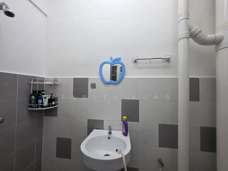 Apartment for Sale at Laguna Indah - Kenneth Kung - Bathroom - PropertyGuru.com.my