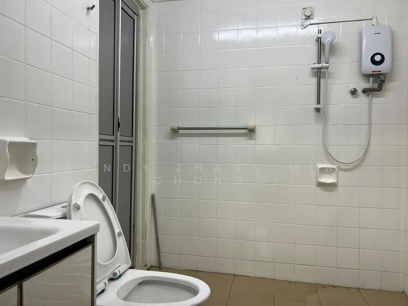Condominium for Rent at Menara Mutiara - Wendy Zhang Min Chong - Bathroom - PropertyGuru.com.my