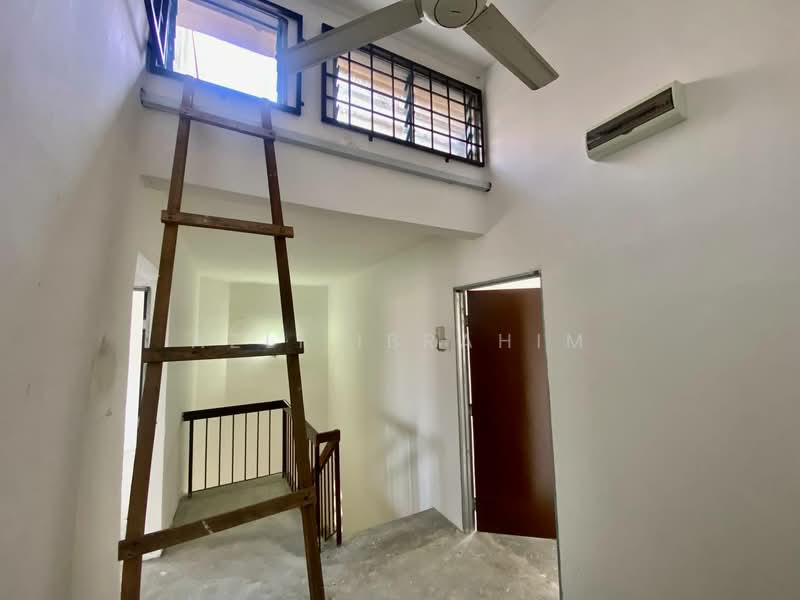 Rumah Teres 2 Tingkat untuk Dijual di Taman Lestari Putra (Seri Kembangan) - Azli Ibrahim - Interior - PropertyGuru.com.my