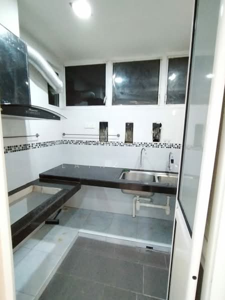 Condominium for Rent at First Residence (Residensi Unggul) - Elaine Yap - Kitchen - PropertyGuru.com.my
