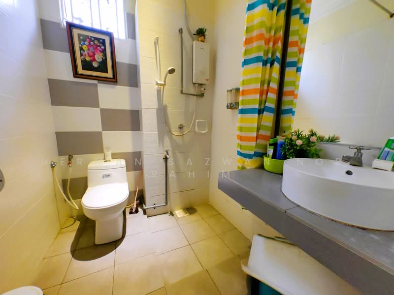 Bungalow for Sale in Nilai Impian (Nilai) - Herman Sazwan Nor Rahim - Bathroom - PropertyGuru.com.my