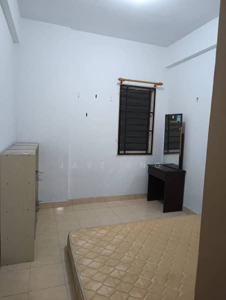 Servis Apartment untuk Dijual di Bayu Puteri 3 - Jasz Ong - Bedroom - PropertyGuru.com.my