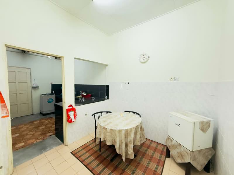 1-storey Terraced House for Rent in Seremban (Negeri Sembilan) - Mr Zack - Kitchen - PropertyGuru.com.my