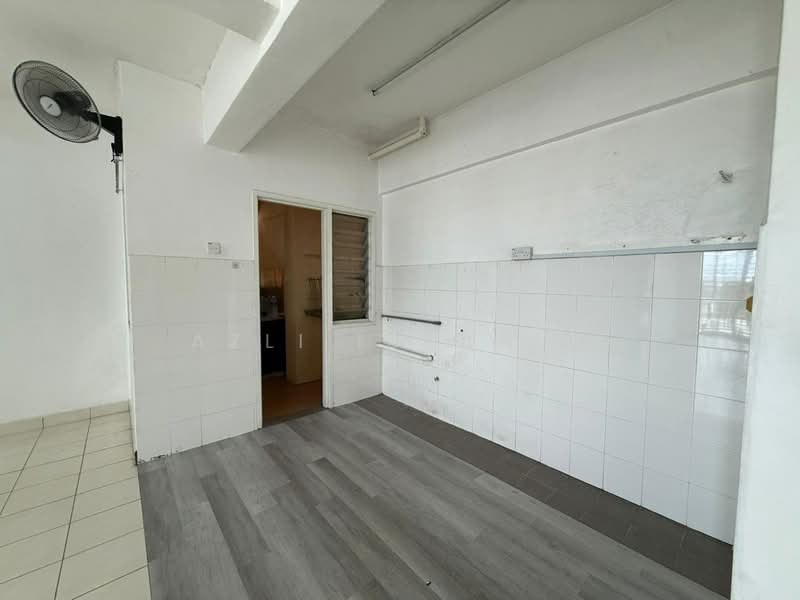 Kondominium untuk Dijual di Pangsapuri Saujana Gombak - Azli Ibrahim - Interior - PropertyGuru.com.my