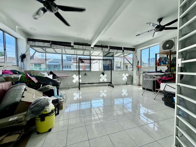 Rumah Teres 2 Tingkat untuk Dijual di Taman Selayang Indah (Selayang) - Amirah Azmi - PropertyGuru.com.my