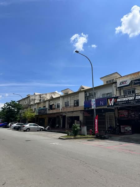 Shop / Office for Sale in Seksyen 32, Kemuning Green Ville (Shah Alam) - Veron Leong - Exterior - PropertyGuru.com.my