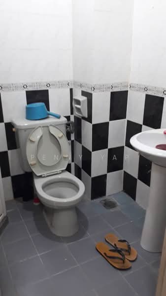 Condominium for Rent at Astana Putra - Penny Yap - Bathroom - PropertyGuru.com.my