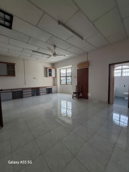 2.5-storey Terraced House for Sale in Taman Pulai Utama (Skudai) - Iden Tan - Study - PropertyGuru.com.my