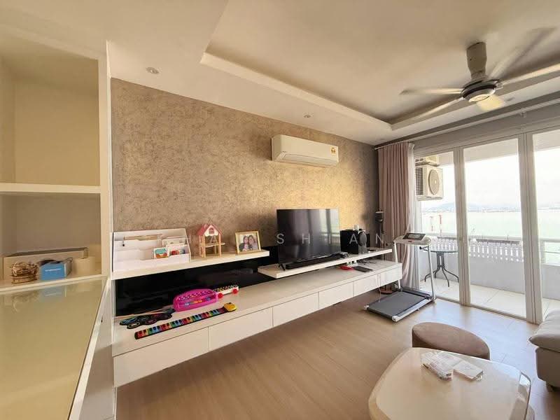 Condominium for Rent at Bayswater Resort Condominium - Khai Shian - Living Room - PropertyGuru.com.my